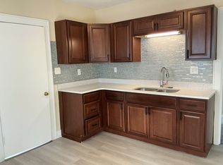 3925 N 14th St, Milwaukee, WI 53206