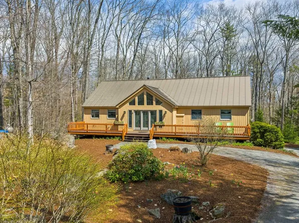 28 Summit Drive, Grantham, NH 03753