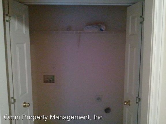 5th image of 7247 Bridgefield Dr
