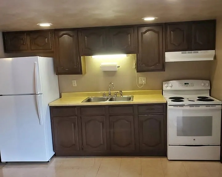 233 Ritchie Ave #6 — Photo 5
