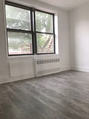 Rented by Silverstreet RE LLC | media 19