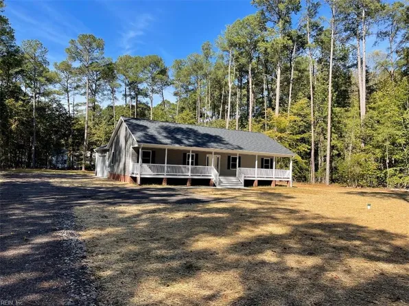 12306 Dogwood Trl, Gloucester, VA 23061