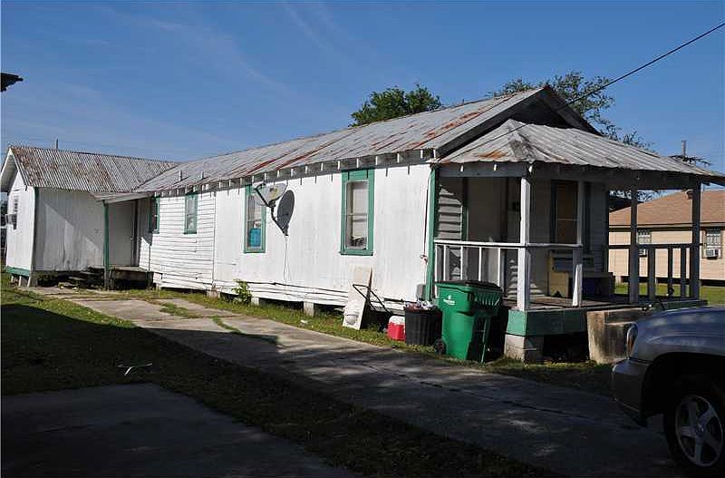 1st image of 1050 Avenue B