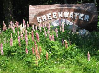 62108 Meadow Way E, Enumclaw, WA 98022