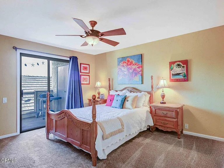 716 Island View Cir — Photo 27