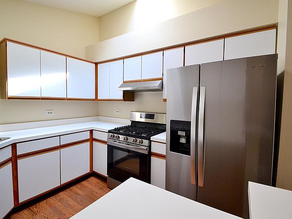 4th image of 1058 Rockport Dr #23-8