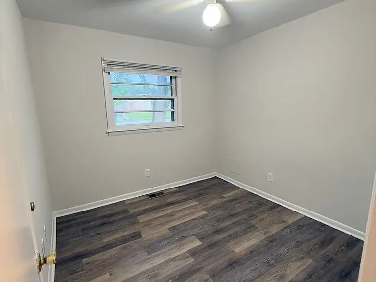 321 Purdue Pl — Photo 6