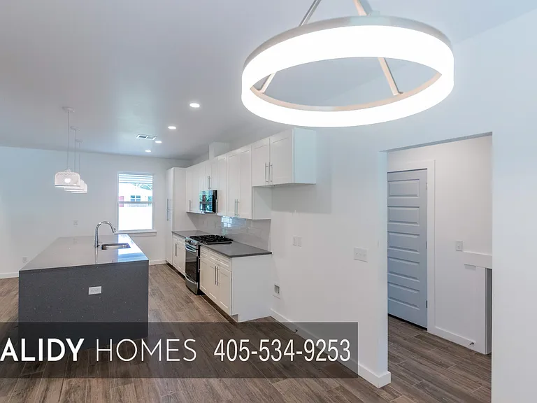 1679 Kalidy Dr — Photo 43