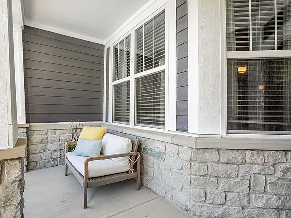 3rd image of 5597 Pecan Ct