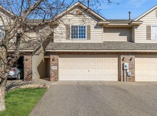 6486 Lower 35th St N, Oakdale, MN 55128