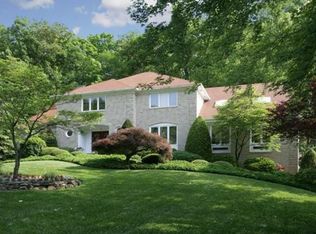 5 Headley Ct, Denville, NJ 07834