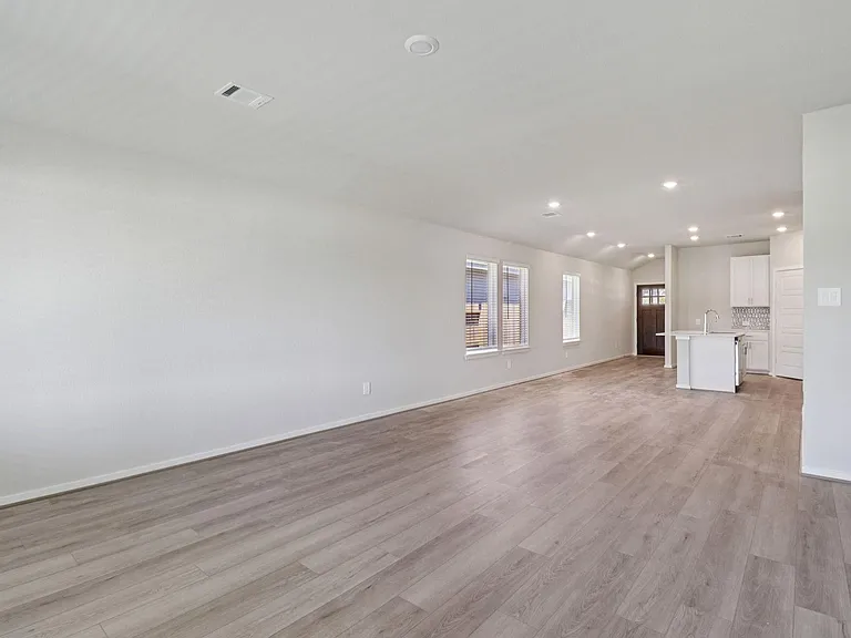 416 Sunrise Ranch Dr — Photo 8