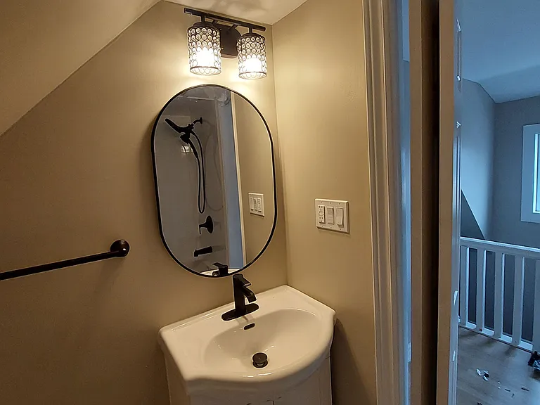 148 Gibson Ave #LOFT — Photo 7