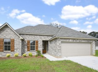 18755 Seabiscuit Ln, Zachary, LA 70791