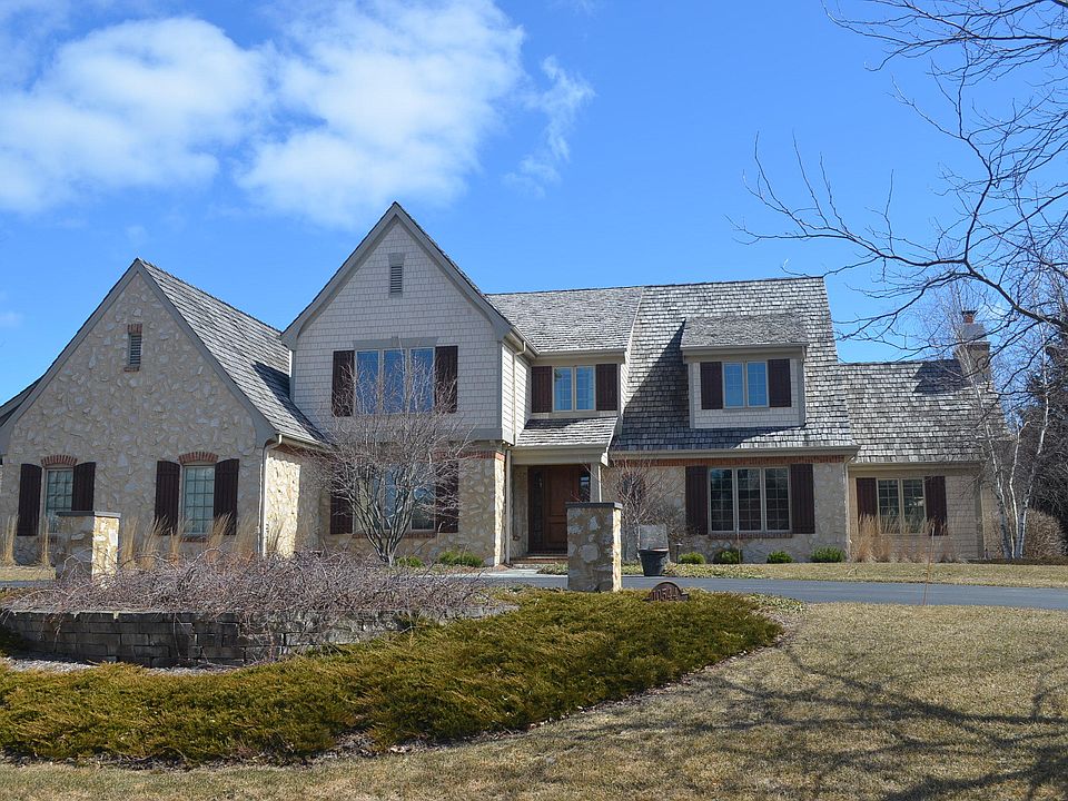 1st image of 10544 N Wood Crest Dr