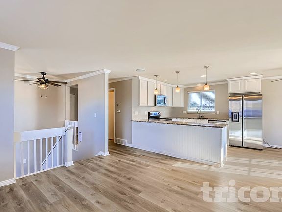 4th image of 13012 Lowell Ct