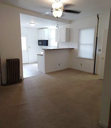 2nd image of 118 1/2 Broadway APT 1