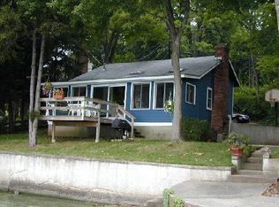 6 Underhill Rd, Sandy Hook, CT 06482