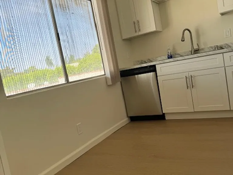 6333 Bright Ave #1E — Photo 9