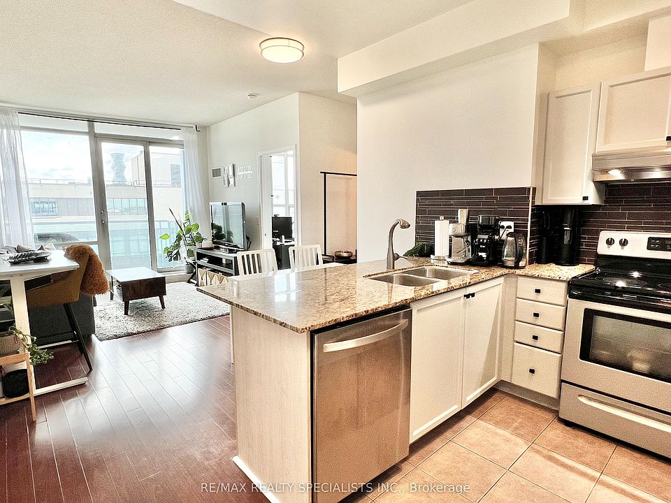 1st image of 33 Elm Dr W #2505