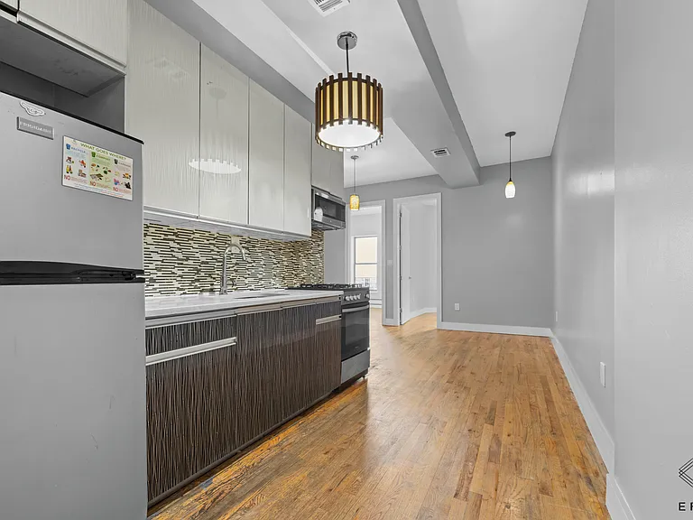1073 Bedford Ave #3C — Photo 4