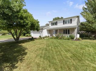 130 Lynne Trl, Oregon, WI 53575