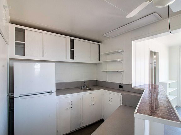 3rd image of 3865 Pukalani Pl #B