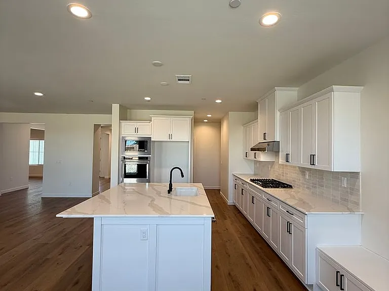 16806 Mairs Dr — Photo 14