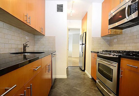 2nd image of 145 E 63rd St #23D