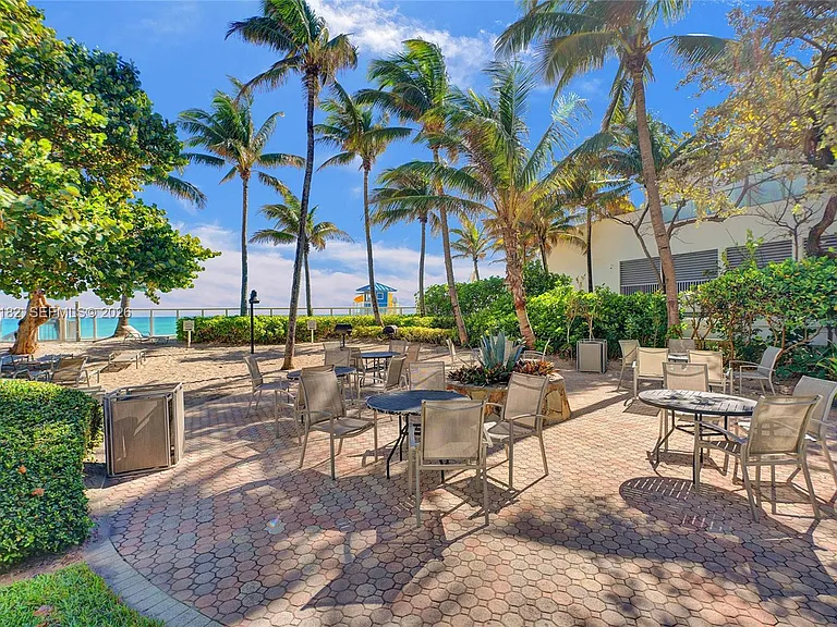 3000 S Ocean Dr #412-1 — Photo 31