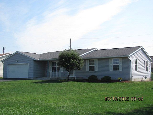 1st image of 857 Terrace Dr