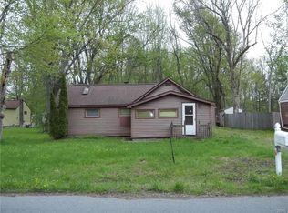 7752 Morgan Rd, Baldwinsville, NY 13027