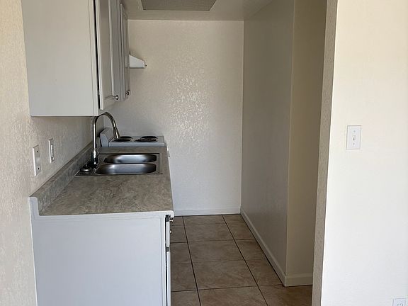 5th image of 1587 Sierra Vista Dr #3