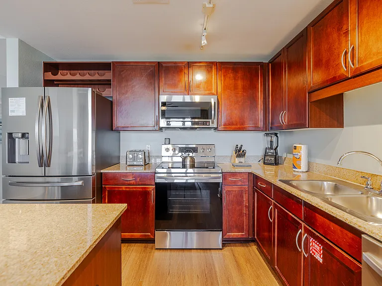 9902 S Thomas Dr #1630 — Photo 12