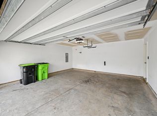 205 Chalet Rd, Holly Ridge, NC 28445
