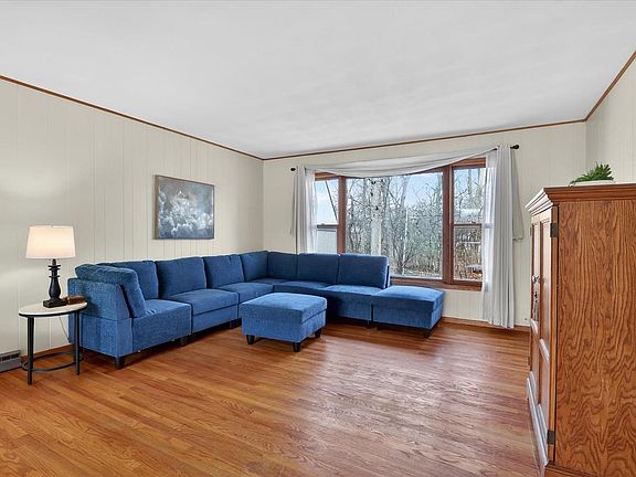 5th image of 701 North Hill Road