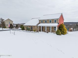 22 Sunland Dr, Danville, PA 17821
