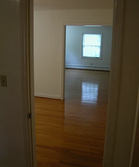 609 S Main St #1 — Photo 1