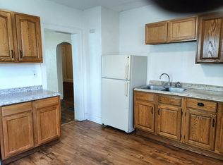 1904 S 7th St, Milwaukee, WI 53204