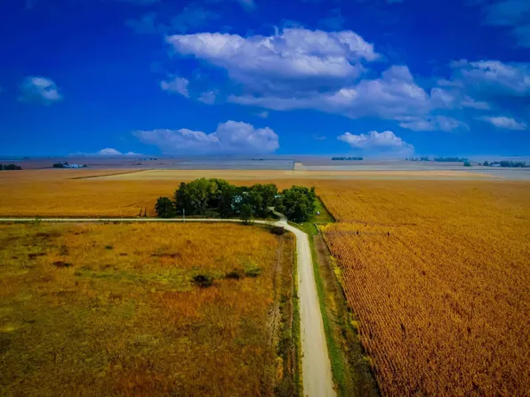 848 202nd St, Jefferson, IA 50129