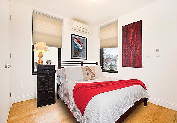 2nd image of 419 E 117th St APT 2B