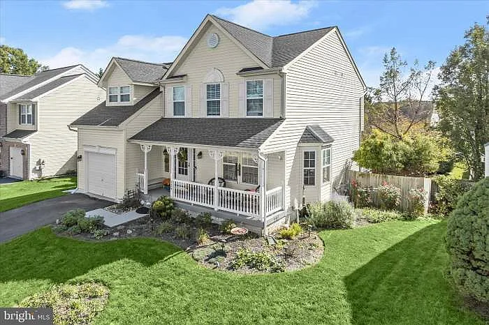 239 Bishops Glen Dr — Photo 10