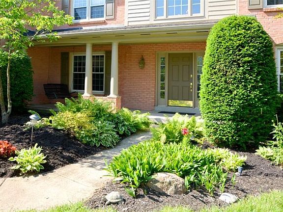 2nd image of 1105 Ascot Dr