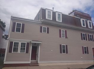 146 W 8th St #1, South Boston, MA 02127