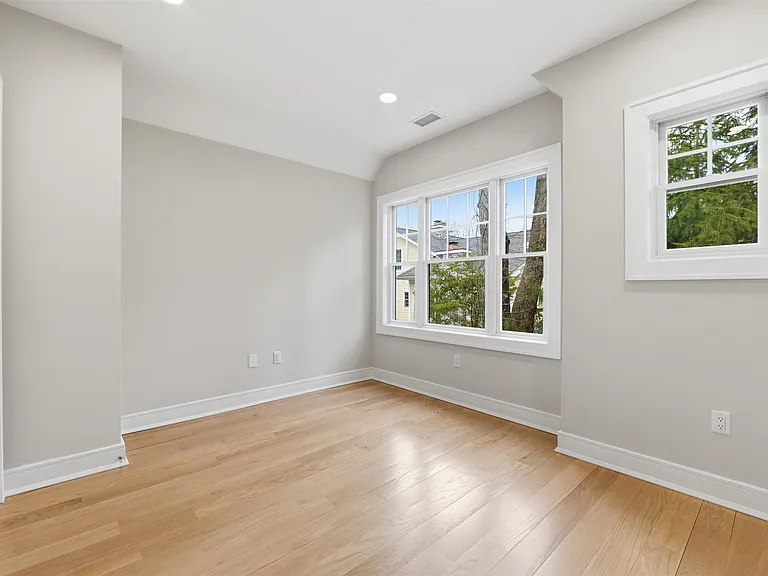 603 Springfield Ave #101 — Photo 16