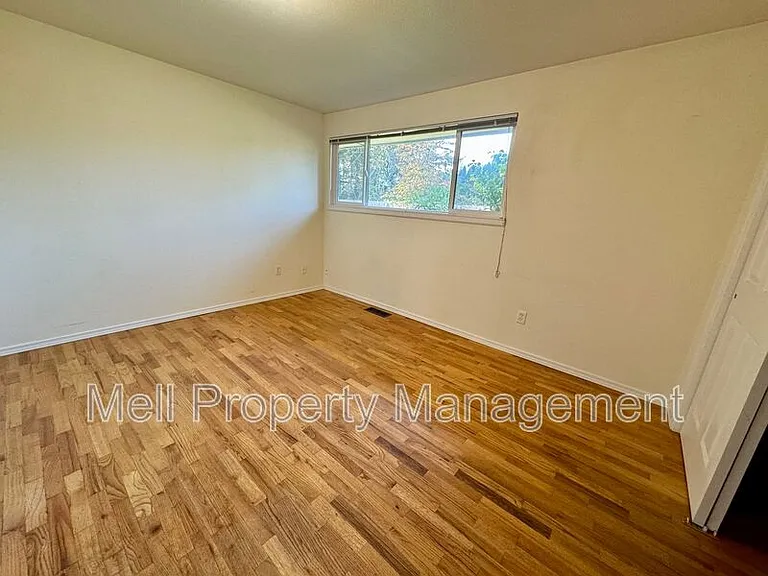 7016 Husky Way SE — Photo 9