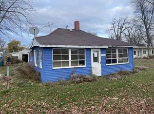 1862 Outer Dr, Sebewaing, MI 48759