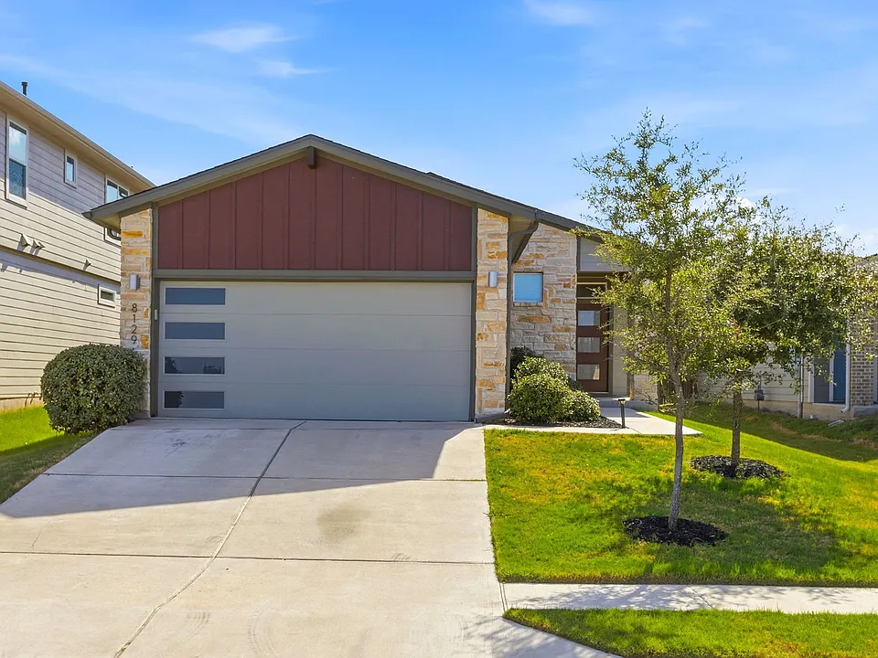 8129 Linnie Ln