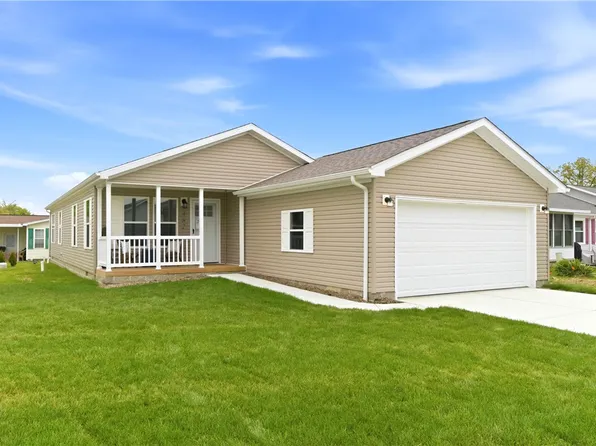 482 Kalynn Cir #18, Fairborn, OH 45324