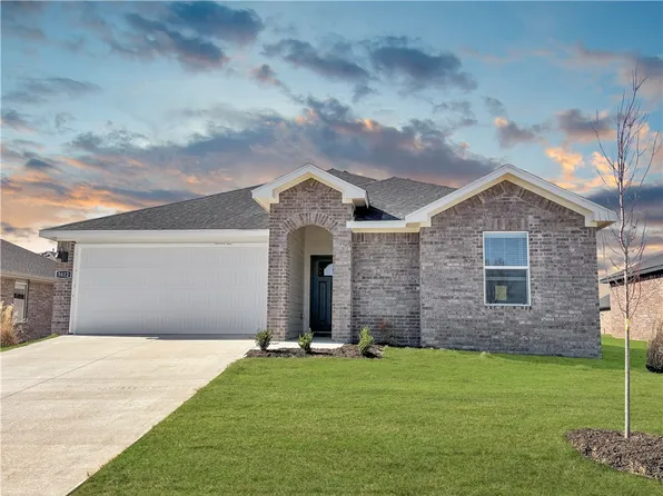 5568 Southwood Ave, Springdale, AR 72764